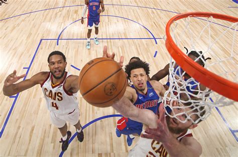 16 players ready to shine in sophomore NBA season .